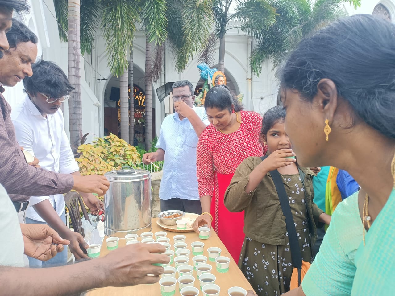 Nilavembu Kashayam Distribution Parishioners